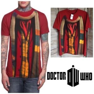 Doctor Who Tom Baker red graphic short sleeve T-Shirt NWT size Medium 4th Doctor